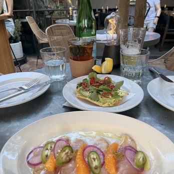 Zinqué - Hamachi, avocado taco - French Near Me - West Hollywood, California
