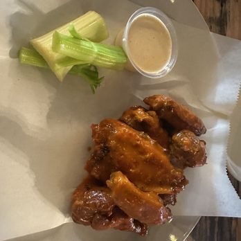 1803 Pizza Kitchen - Buffalo wings - Pizza Near Me - Orlando, Florida 1803 Pizza Kitchen - Buffalo wings - Pizza Near Me - Orlando, Florida