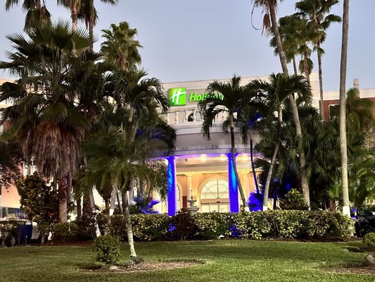 HOLIDAY INN EXPRESS MIAMI AIRPORT DORAL AREA - Updated July 2026 - 34
