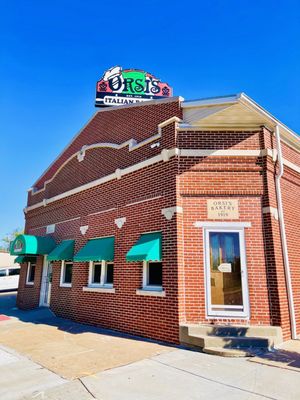 Orsi's Italian Bakery & Pizzeria by null