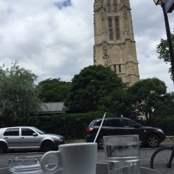 Le Café Livres - Espresso für 2,50 Euro mit Ausblick - Cafes Near Me - Paris, 75 Le Café Livres - Espresso für 2,50 Euro mit Ausblick - Cafes Near Me - Paris, 75