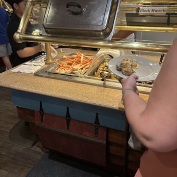 Captain George's Seafood Restaurant - Seafood Near Me - Williamsburg, Virginia