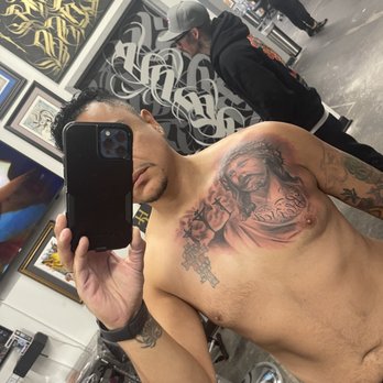 High Class Studio - Tattoo Near Me - Des Plaines, Illinois
