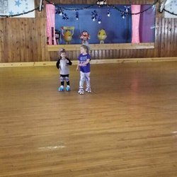 Ellhurst Roller Rink - Sunday afternoon fun!