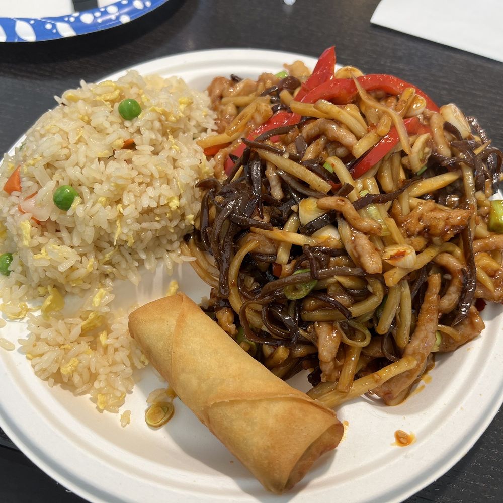 Red Chilli - L20. Shredded Pork in Spicy Garlic Sauce Lunch Special - Chinese Near Me - Redlands, California Red Chilli - L20. Shredded Pork in Spicy Garlic Sauce Lunch Special - Chinese Near Me - Redlands, California