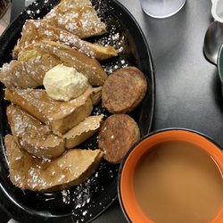 Bonnie Cafe - Pain perdu. Oops sorry French toast.