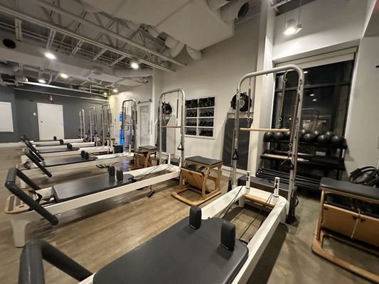 BODYBAR Pilates by null