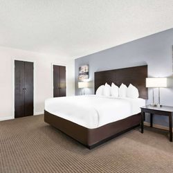 Best Western Downtown Casper Hotel - Separate Bedroom King Suite w/ Kitchenette