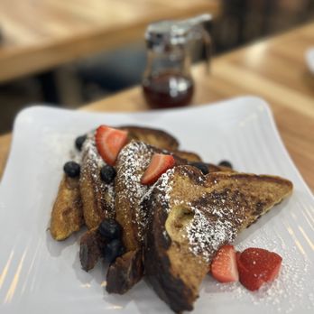 Roast & Cream - French Toast (~$12) - Cafes Near Me - Union City, New Jersey