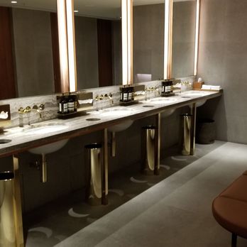 玉衡堂 - Bathroom - Airport Lounges Near Me - Hong Kong, HK