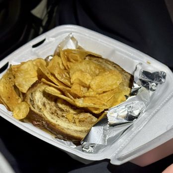 Stoners On the Square - Ruben & homemade chips to- go - American Near Me - Mercersburg, Pennsylvania