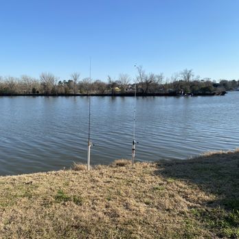 Venice on the Lake RV Park - Fishing on the lake - RV Parks Near Me - Willis, Texas