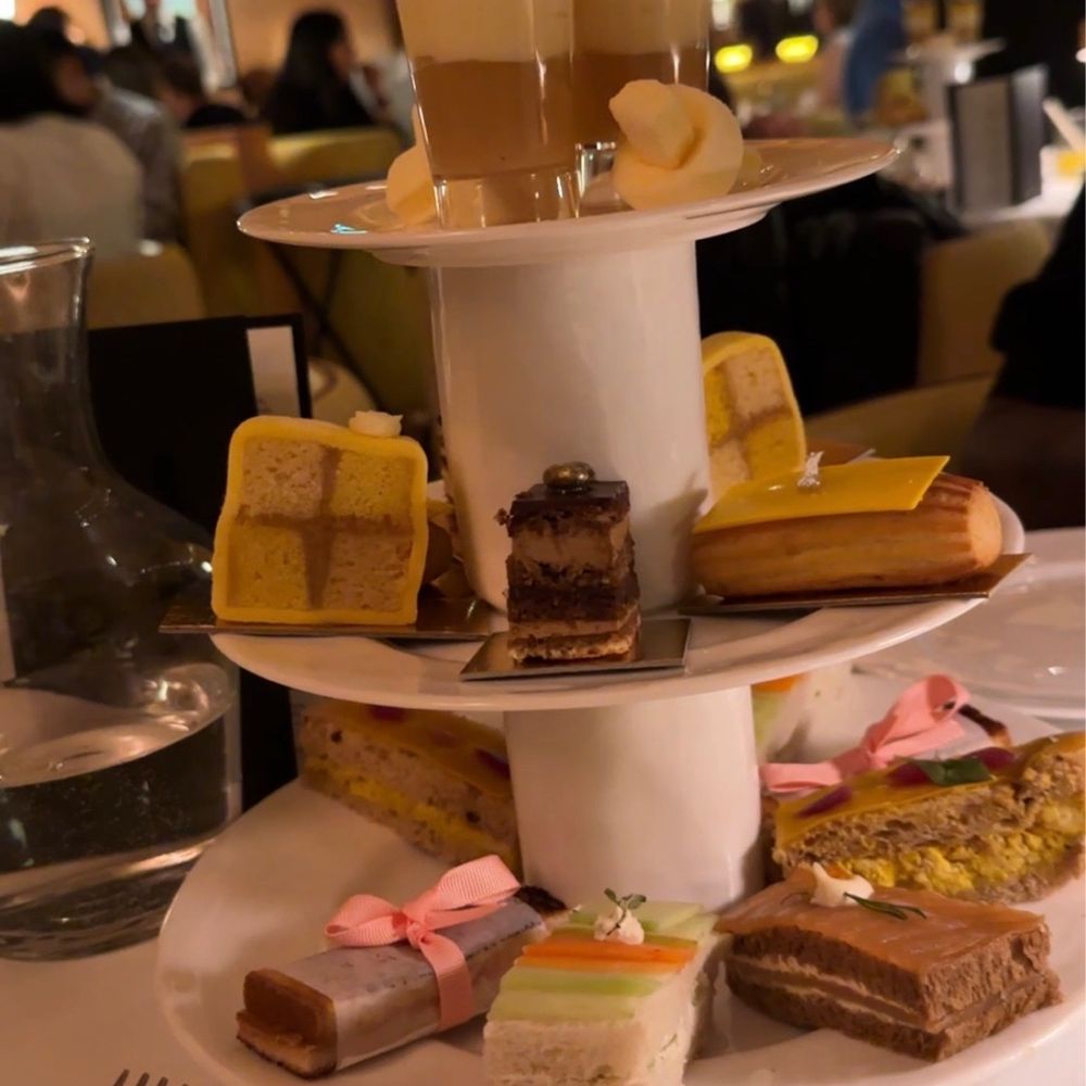 Sketch - Afternoon Tea Sandwiches & Petit Gateaux - French Near Me - London, XGL