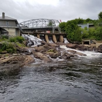 Bracebridge Falls - Parks Near Me - Bracebridge, Ontario