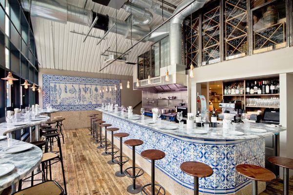 Bar Douro London Bridge by null