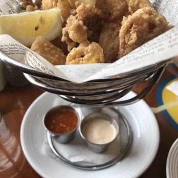 Gladstone's - Fried calamari - Seafood Near Me - Long Beach, California