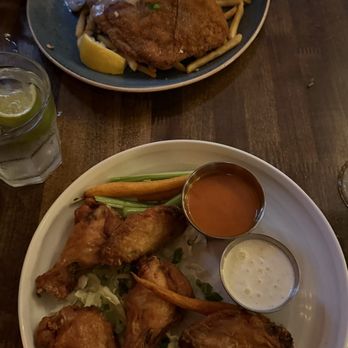 Le Papagayo - Chicken wings, Pork Schnitzel - Breakfast & Brunch Near Me - Encinitas, California Le Papagayo - Chicken wings, Pork Schnitzel - Breakfast & Brunch Near Me - Encinitas, California