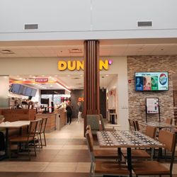 Dunkin' - Pit stop.