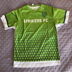 18 Threads - Practice xl jersey vs new games day jersey. Same size.