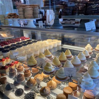 Tatte Bakery & Cafe | Emerson - Pastry case - Cafes Near Me - Boston, Massachusetts Tatte Bakery & Cafe | Emerson - Pastry case - Cafes Near Me - Boston, Massachusetts
