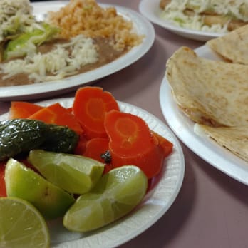 El Taco Lucas - Pickled carrots and limon - Mexican Near Me - Corona, California El Taco Lucas - Pickled carrots and limon - Mexican Near Me - Corona, California