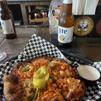 Blackstone Pub & Eatery - Fire on the mountain - Pubs Near Me - Gadsden, Alabama Blackstone Pub & Eatery - Fire on the mountain - Pubs Near Me - Gadsden, Alabama