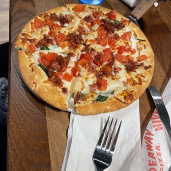 Hideaway Pizza - Paradise Pie (no shrooms) - Italian Near Me - Norman, Oklahoma