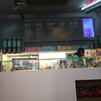 Biju Bubble Tea Room - Coffee & Tea Near Me - London, XGL
