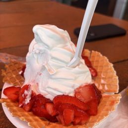 Strawberry Sundae Strawberry Sundae