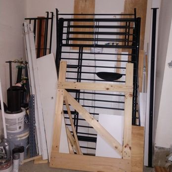 Robles Trash Removal - Leftover lumber, bedframe, blinds, paint, metal from old shelving. - Junk Removal & Hauling Near Me - Santa Clarita, California
