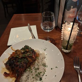 Garlic - Steakhouses Near Me - Stroudsburg, Pennsylvania