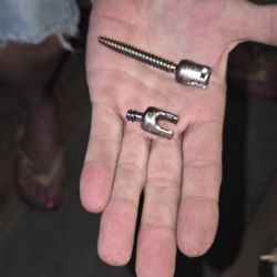Hagan Chiropractic - Broken screw