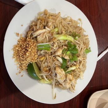Angkor Bistro - Chicken Pad Thai - Thai Near Me - San Antonio, Texas