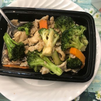 Hunam Chinese Restaurant - a plate of food - Chinese Near Me - Chapel Hill, North Carolina