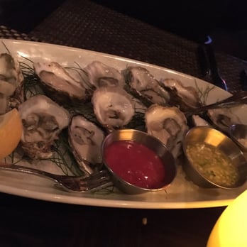 The Edgewater Hotel - Fresh oysters! Perfect size. - Hotels Near Me - Seattle, Washington The Edgewater Hotel - Fresh oysters! Perfect size. - Hotels Near Me - Seattle, Washington
