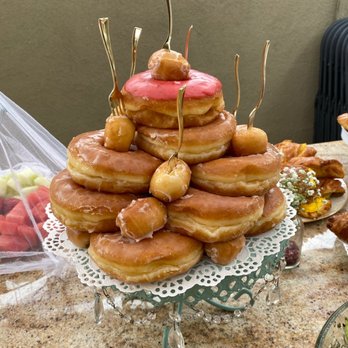 Manna Donuts - Donuts Near Me - Beaumont, California