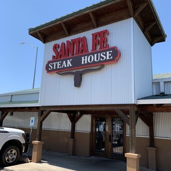 Santa Fe Steakhouse - the front of the restaurant - Steakhouses Near Me - Giddings, Texas