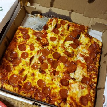 Goodfellas Pizzeria - Pepperoni cheese - Pizza Near Me - Niagara Falls, New York
