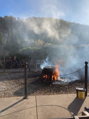 Pelletier's Restaurant & Fish Boil by null