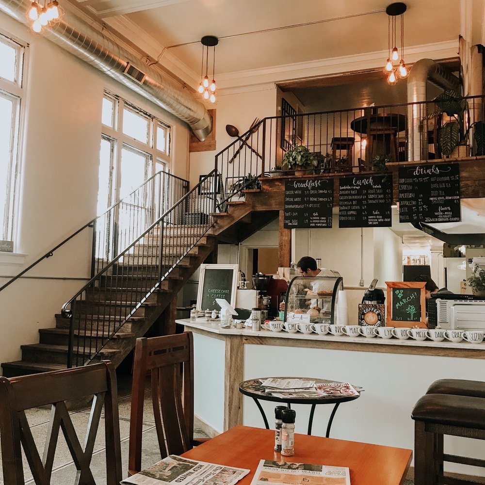 Broomtown Cafe - Inside - Cafes Near Me - Arcola, Illinois