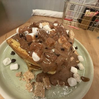 Egg Posh - French Toast S'mores - Breakfast & Brunch Near Me - Frisco, Texas Egg Posh - French Toast S'mores - Breakfast & Brunch Near Me - Frisco, Texas