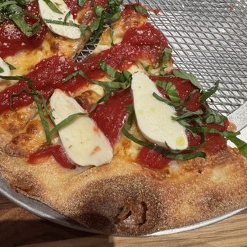 Slice House by Tony Gemignani - Sweet Gino pizza - Pizza Near Me - Mountain View, California Slice House by Tony Gemignani - Sweet Gino pizza - Pizza Near Me - Mountain View, California