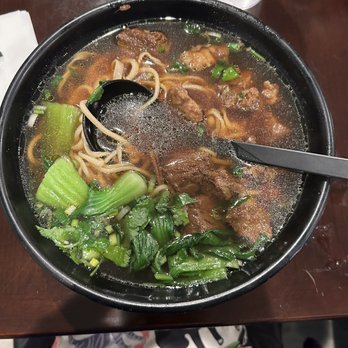 Splendid Noodle - Beef Flank with Hand Pulled Noodles - Noodles Near Me - Stony Brook, New York