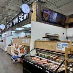 Kimchi Mart - Food Booths Located Inside Mart!