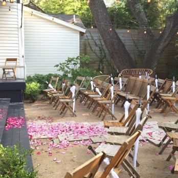 Hotel Saint Cecilia - Toned down twilight movie wedding. - Hotels Near Me - Austin, Texas