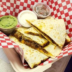 Brewzone Rifle - Chicken Quesadillas