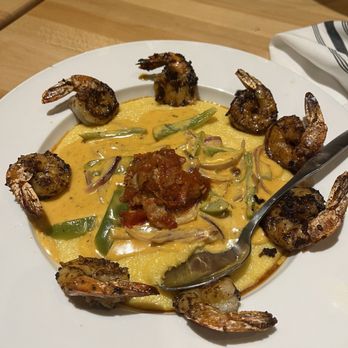 Mallards Southern Kitchen - Shrimp and grits - American Near Me - Glendale, Wisconsin