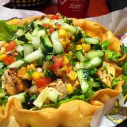 Moe's Southwest Grill - Close Talker salad with tofu - yum!
