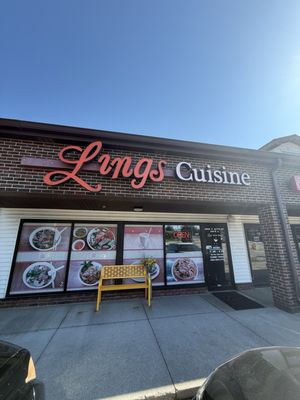Ling's Asian Cuisine by null