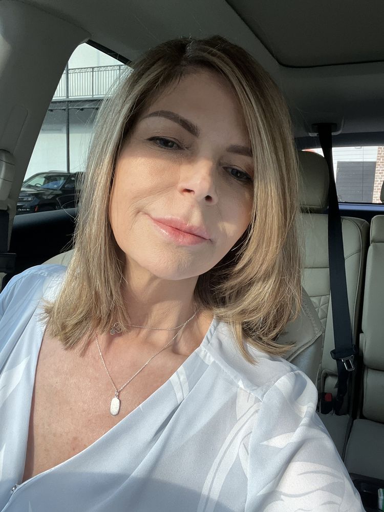 VV Salon Nails and Spa